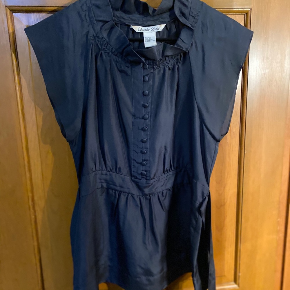 Button up blouse with ties on the side